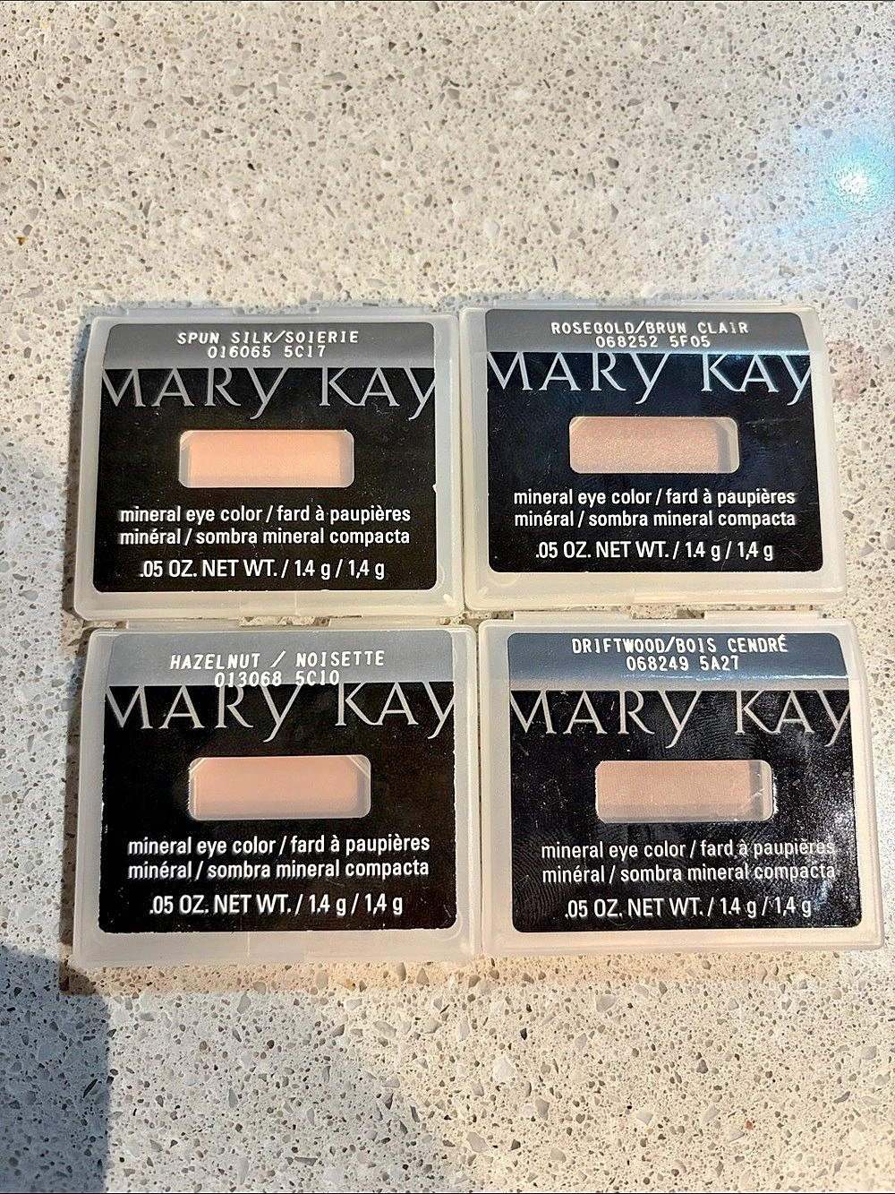 Mary Kay Mineral Eye Color Eyeshadow 6-Piece Set